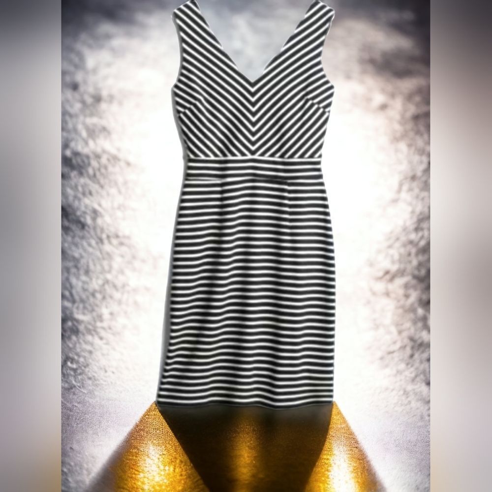 Lauren Ponte Dress 2  qualifying items for 15.00.